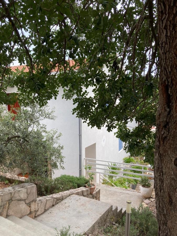 Apartments Casa di Giorgio Jelsa  Esterno foto